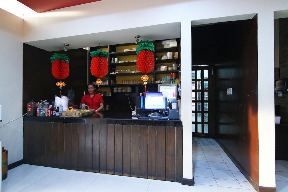 Oyo 110 Asiatel Hotel Pasay Luaran gambar